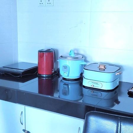 Dperdana -Dinies Pool,Wifi, Centre Of Kota Bharu, 4-5 Pax Lägenhet Exteriör bild